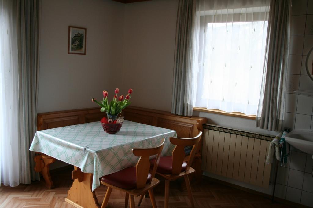 Ferienwohnungen Grabnerbauer Mondsee Pokoj fotografie